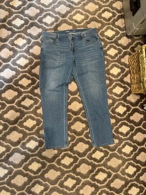 Old Navy Women's Blue Straight-Leg Jeans